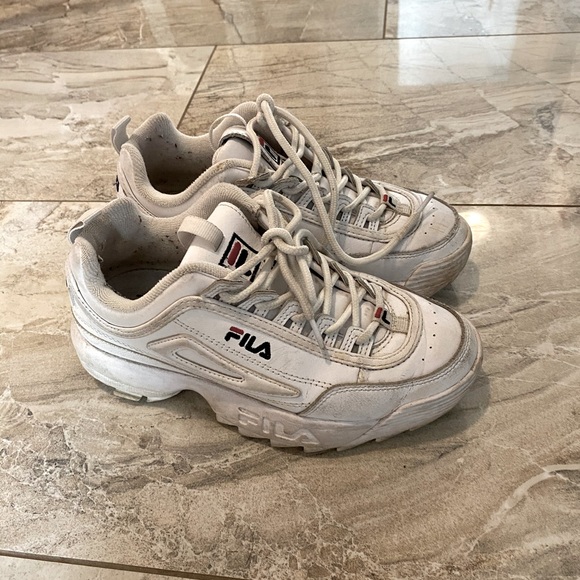 Fila Disruptor Shoes - Picture 2 of 3